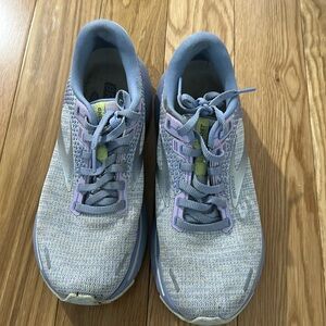 Brooks Ghost 14